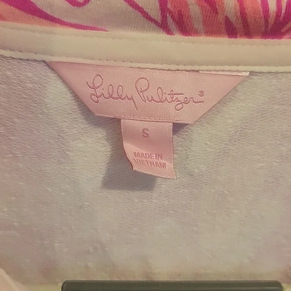 Lilly Pulitzer Pawsitive Skipper Popover EUC Size S - Picture 2 of 5